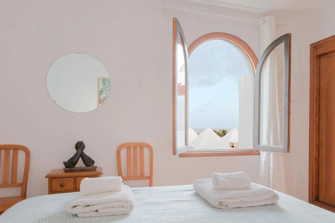 Daruma Apartments 2-Bedroom Duplex With Sea Views Costa Teguise Spanyolország